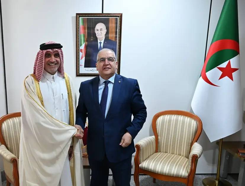 السيد الأمين العام لوزارة الشؤون الخارجية يستقبل سعادة سفير دولة قطر بالجزائر